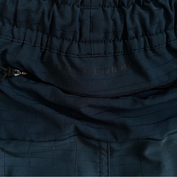 Men’s Nike Dri-FIT APS Woven Pants - Picture 8 of 11